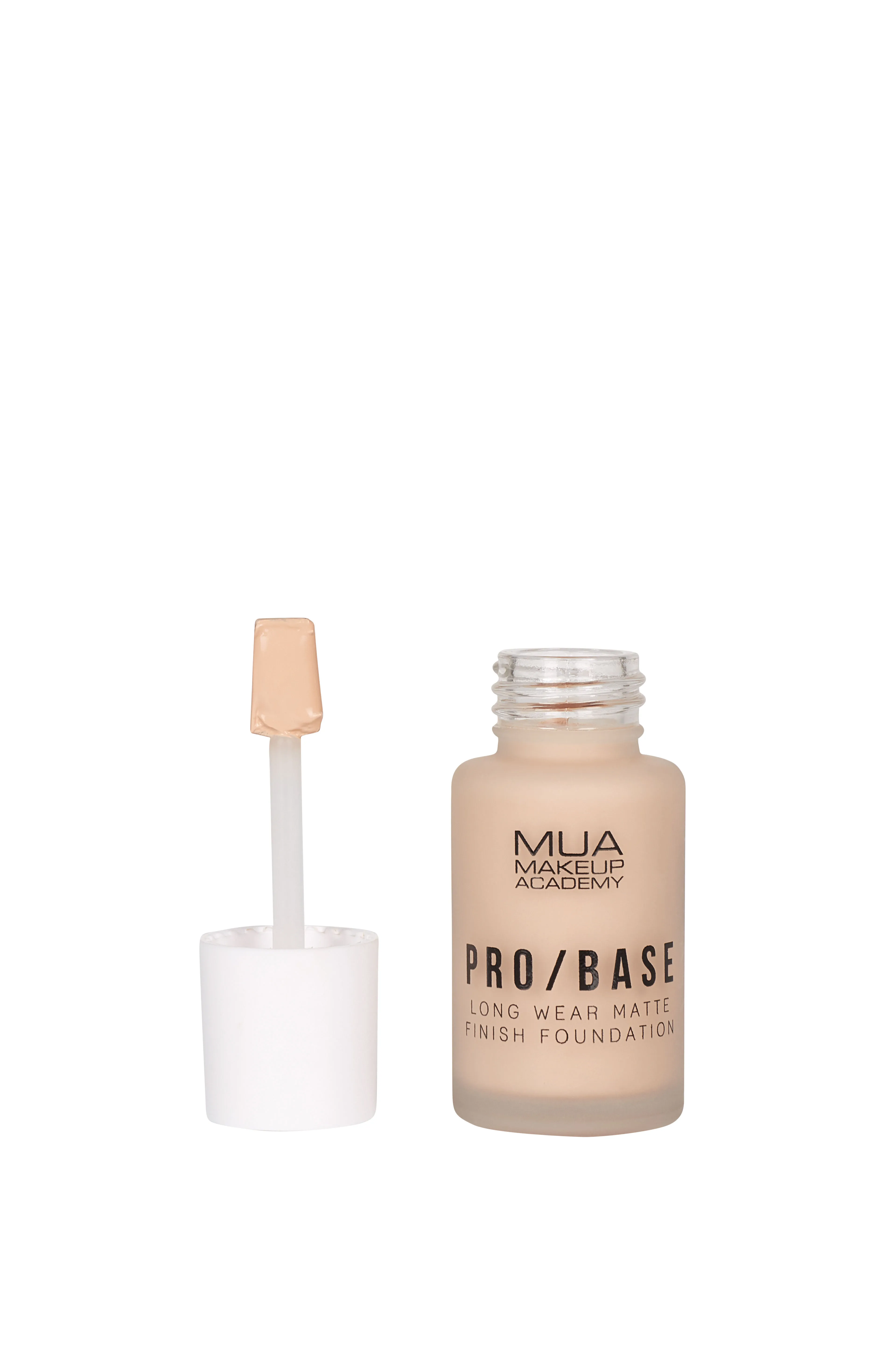 MUA Professional Base Long Wear Matte Finish Foundation - 140