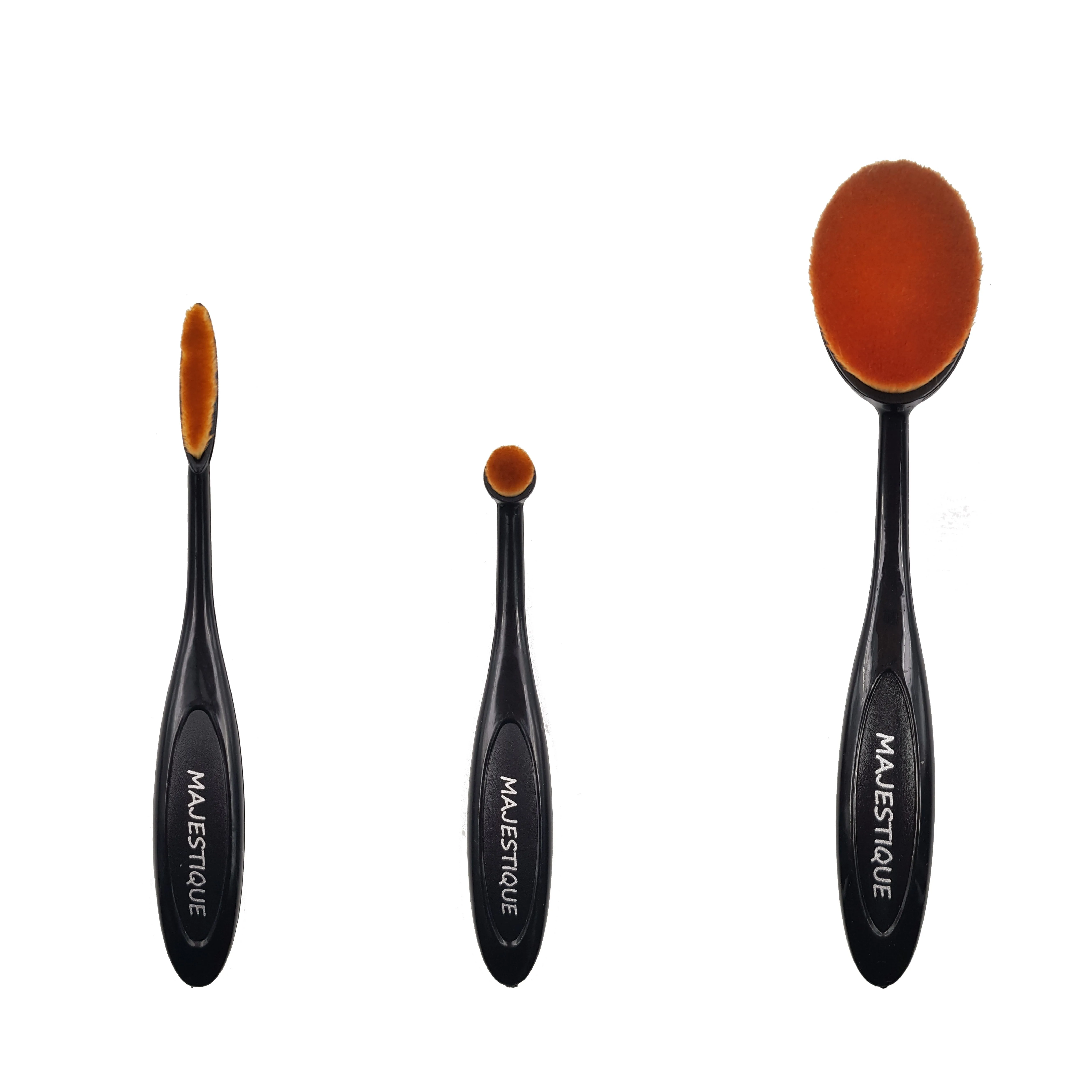 Majestique Supple Oval Makeup Brushes - 2