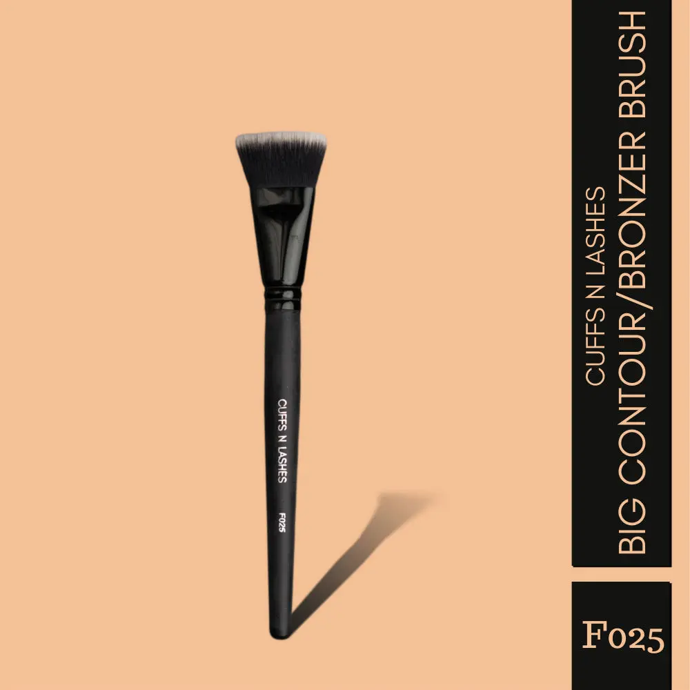 F025 Big Bronzer/Contour Brush