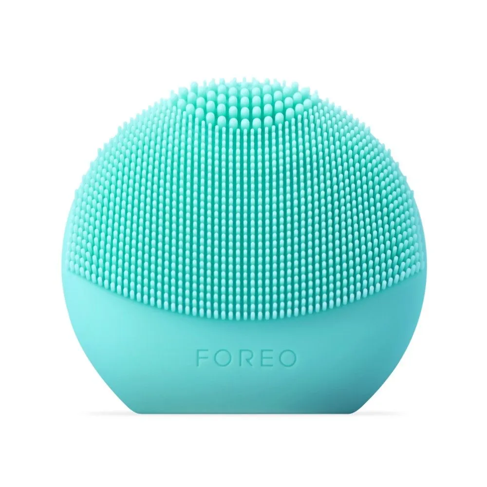 FOREO LUNA™ Play Smart 2 Smart Skin Analysis And Facial Cleansing Device - Mint For You