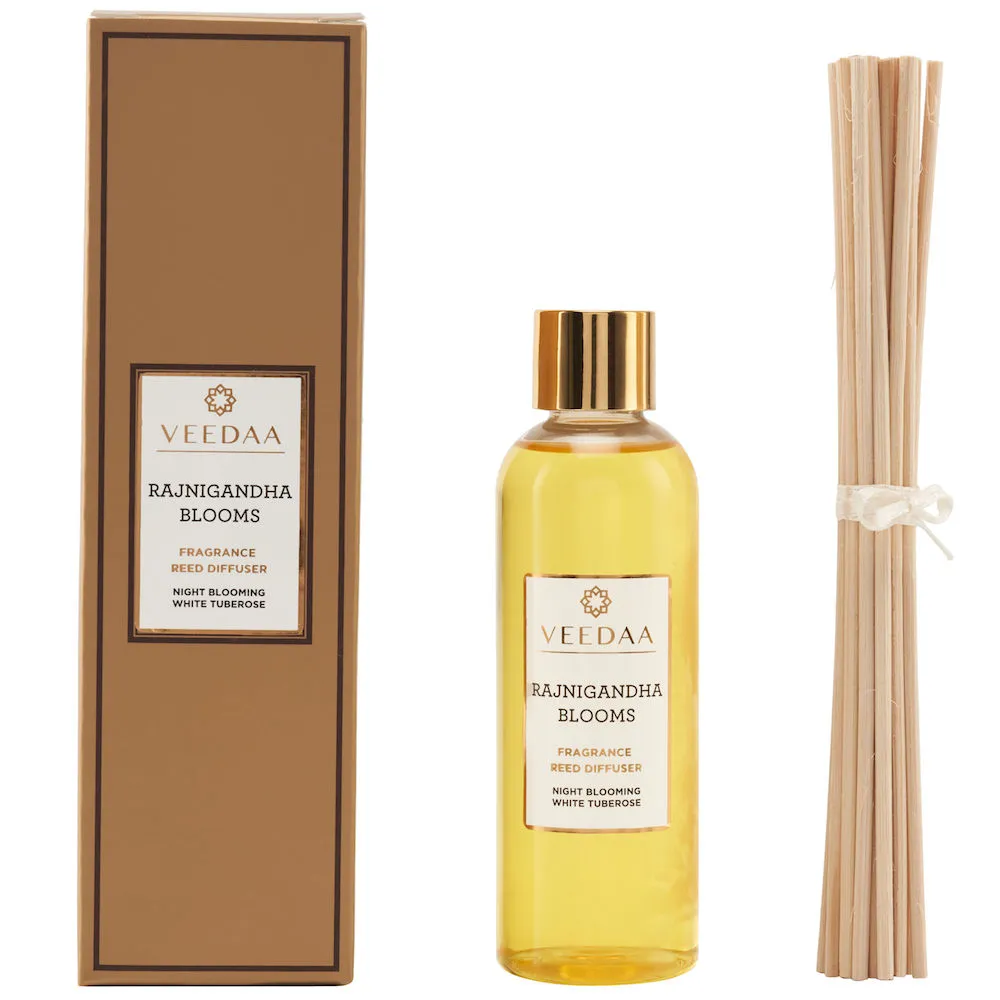 Veedaa Candles Rajnigandha Blooms Diffuser Oil Refill & Reeds Set