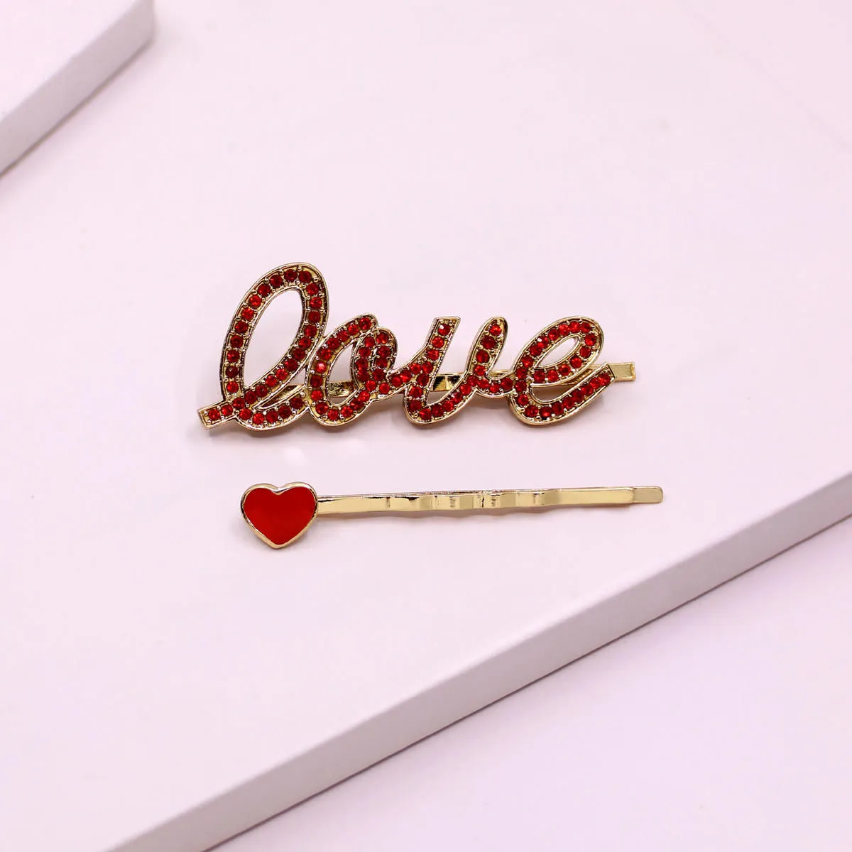 Runway Ritual "love" Hair Clip Set - Scarlet