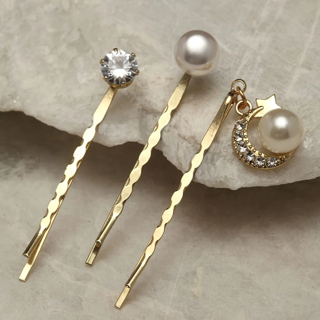 Ferosh Pearl Hair Clips - Set Of 3