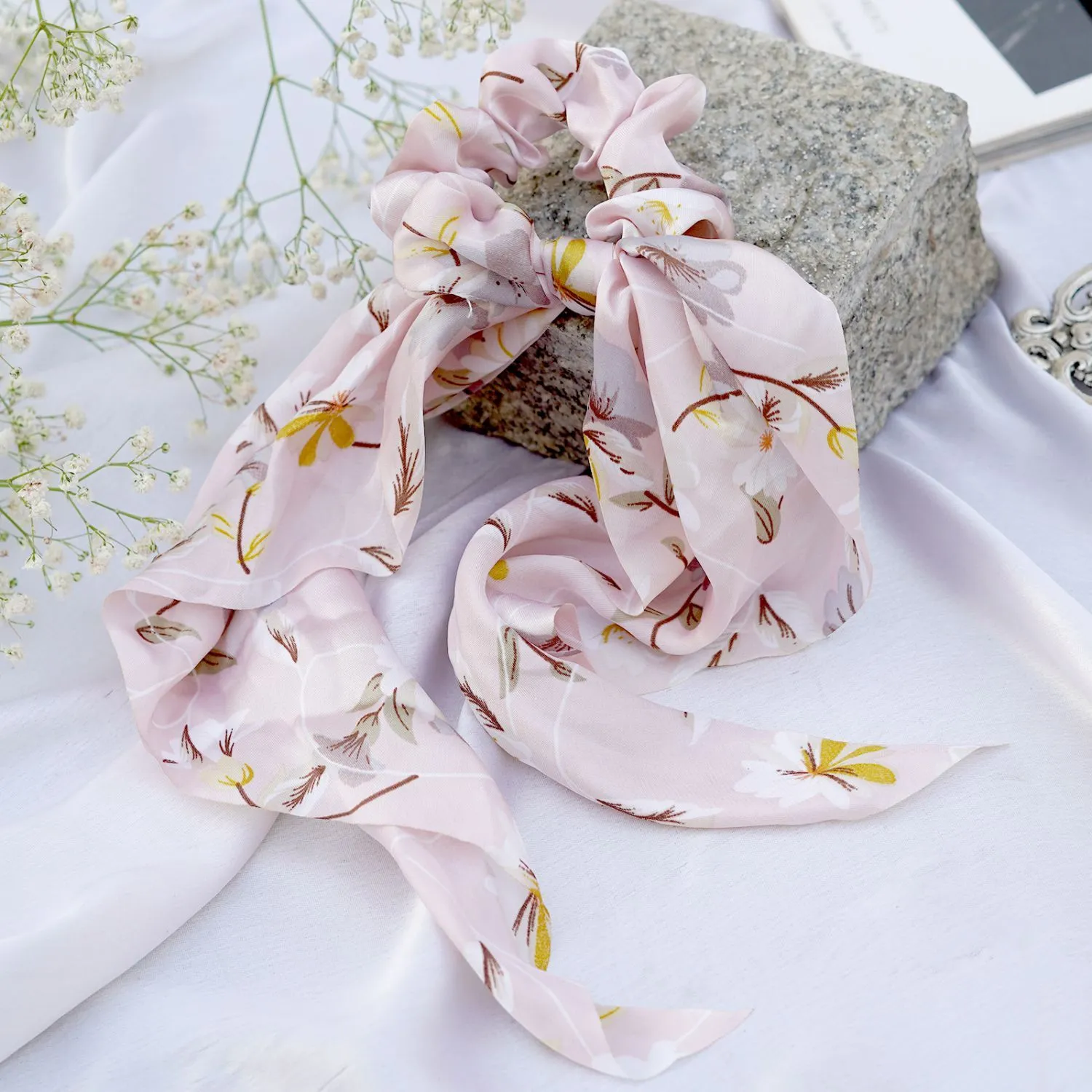 Joker & Witch Garden Pink Scarf Detail Scrunchie For Women