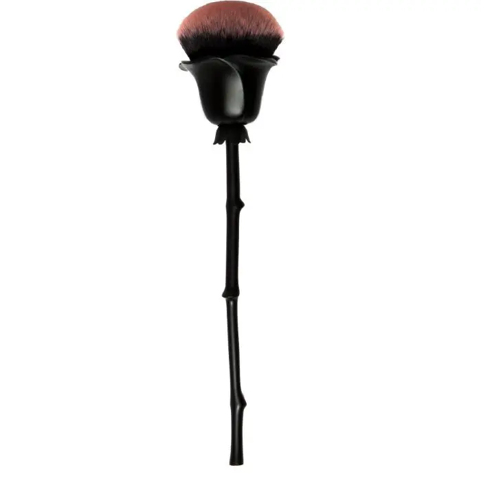 Wet n Wild Rose Brush- Style 1 count 1