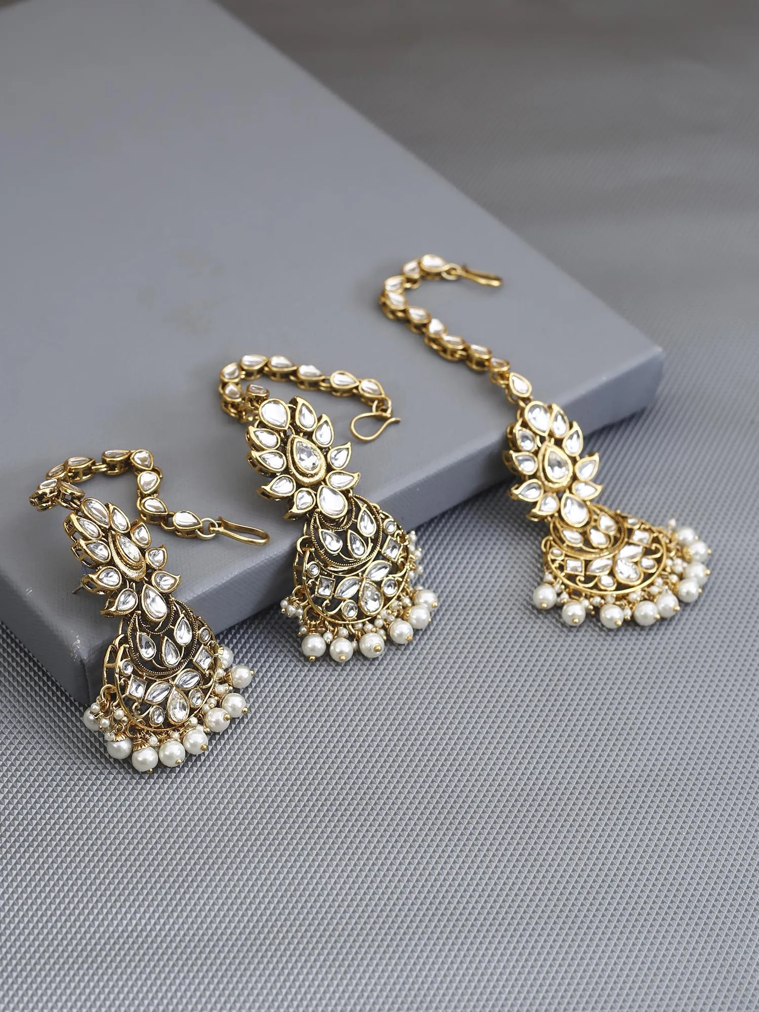 Bling Bag Golden Jaimini Maang Tikka Set