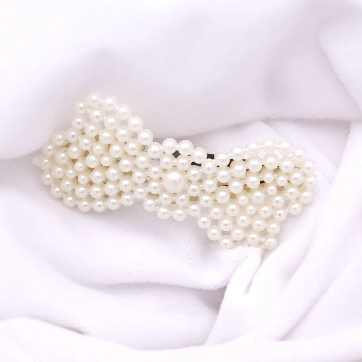 Ferosh Pearl Bow Barrette Clip