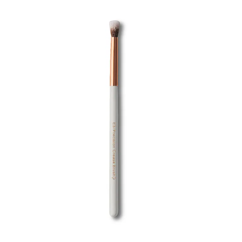 Pigment Play Precision Crease Brush