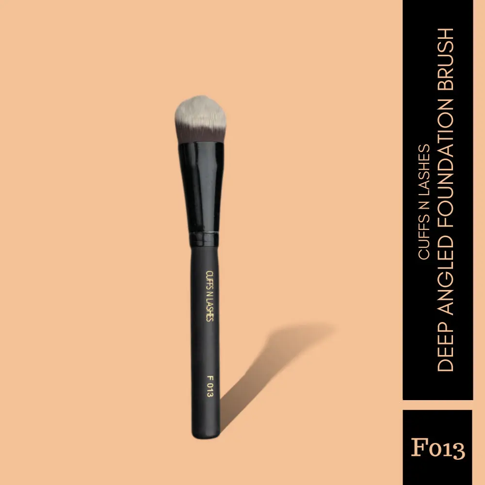 F013 Deep Angled Foundation Brush