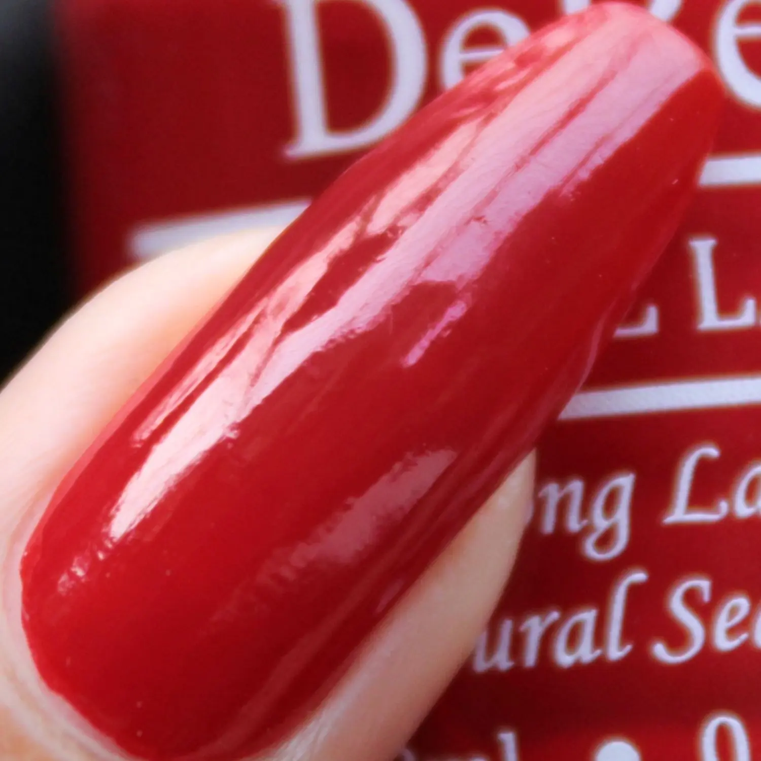 DeBelle Gel Nail Lacquer Glossy Moulin Rouge - Dark Red, (8 ml)