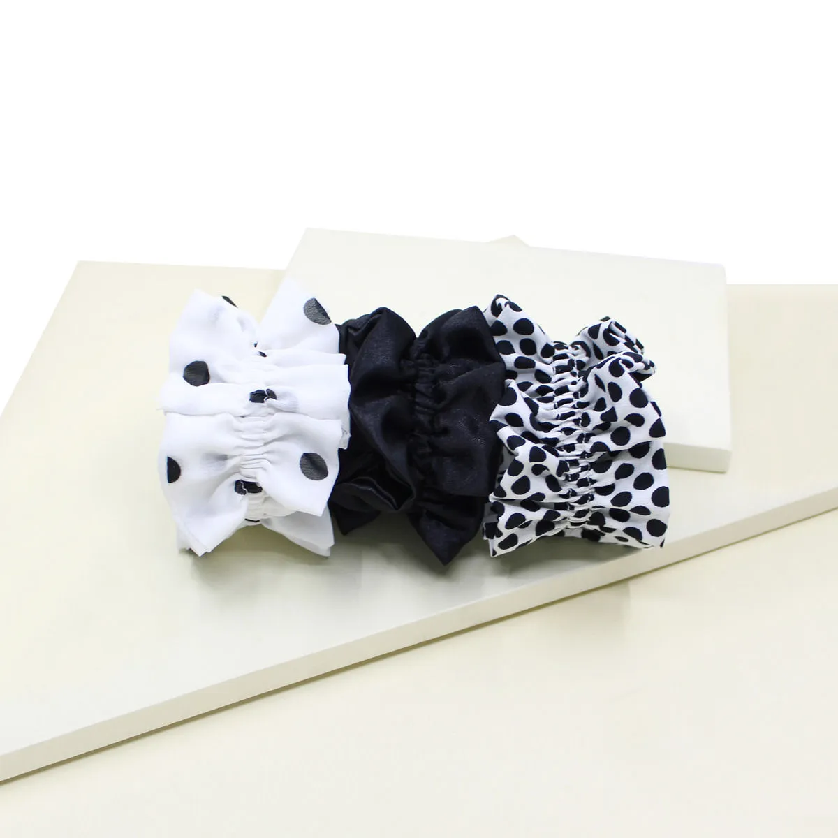 Runway Ritual Polka Dots Scrunchie Set