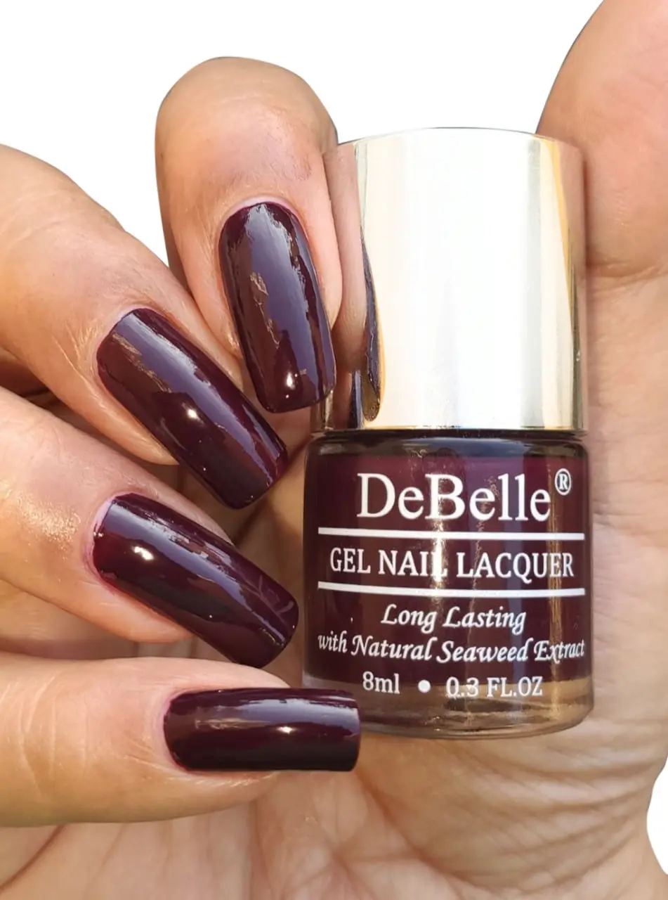 DeBelle Gel Nail Lacquer Glossy Glamorous Garnet - Dark Maroon, (8 ml)