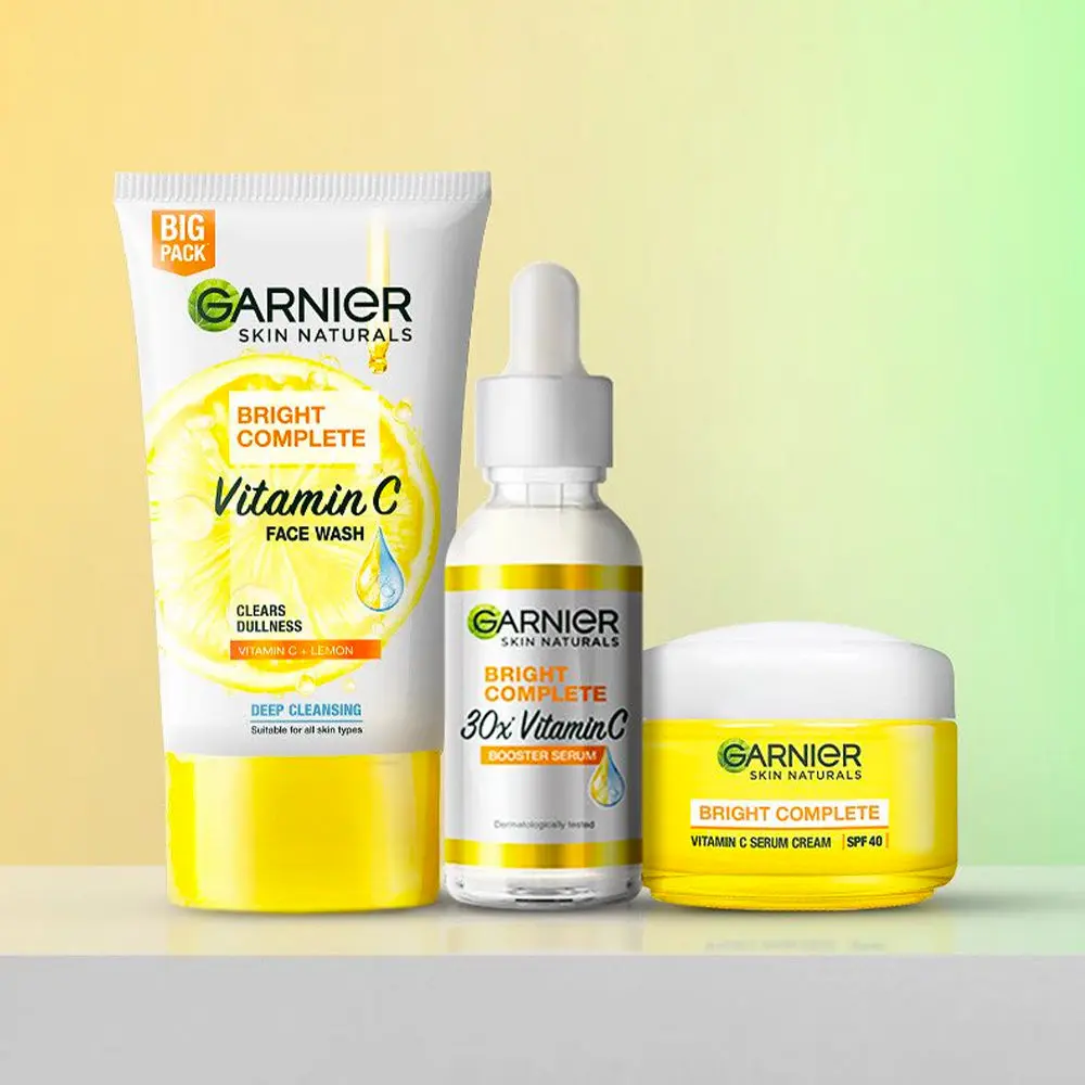 Garnier Bright Complete (Vitamin C Serum, 15ml + Bright Complete Facewash, 150g +Bright complete Face serum cream UV,45 gm) - Combo Pack