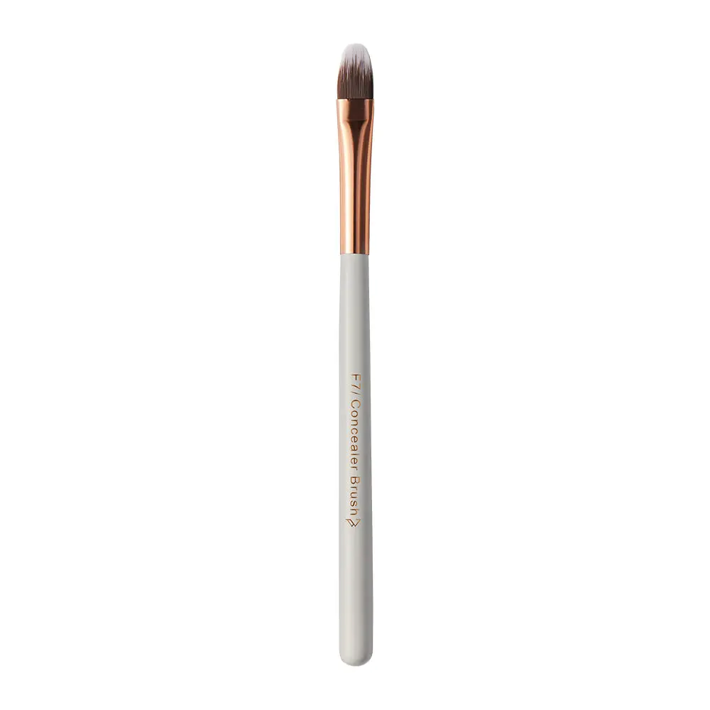 Pigment Play Concealer Brush