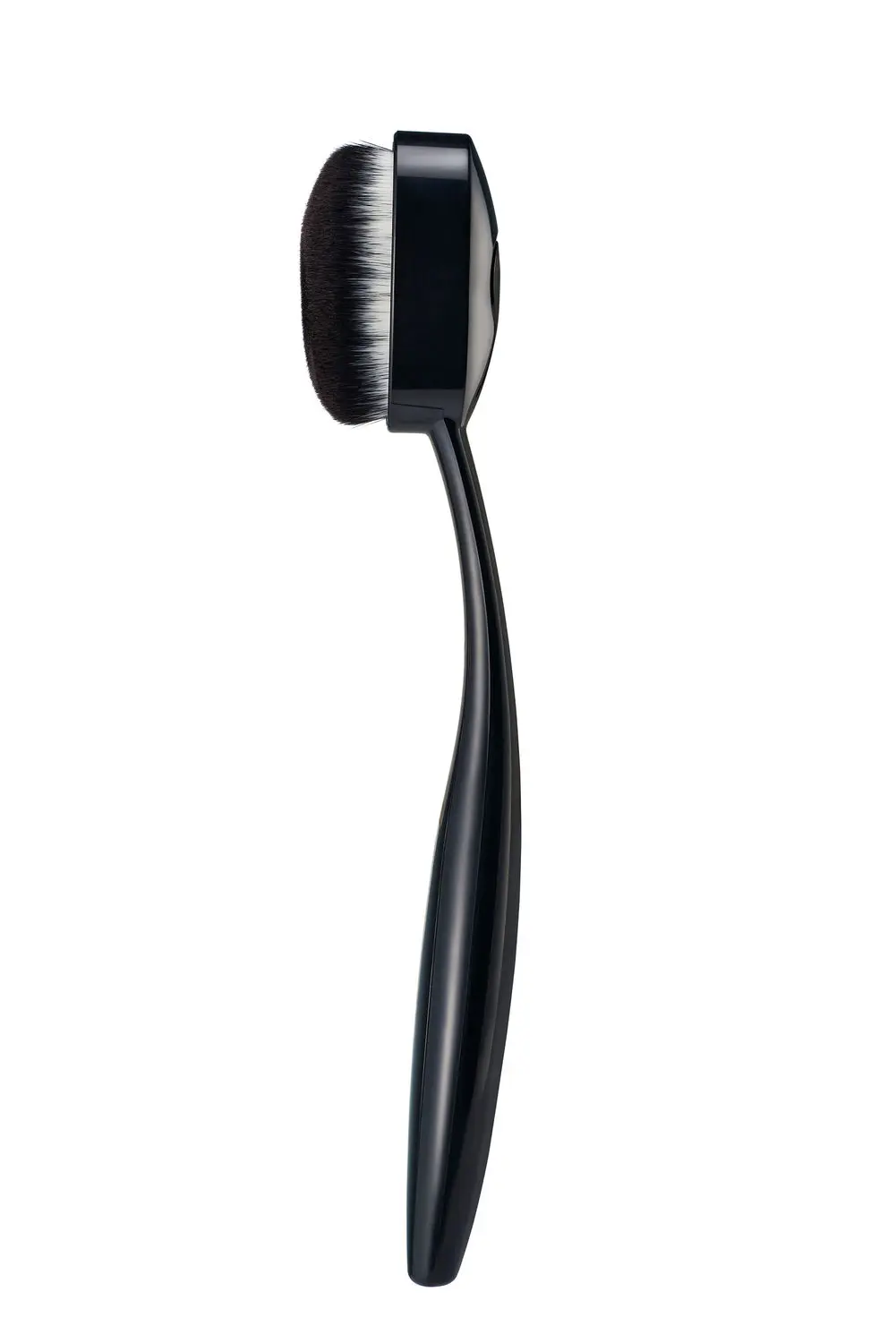 Maybelline New York Master Foundation Oval Brush