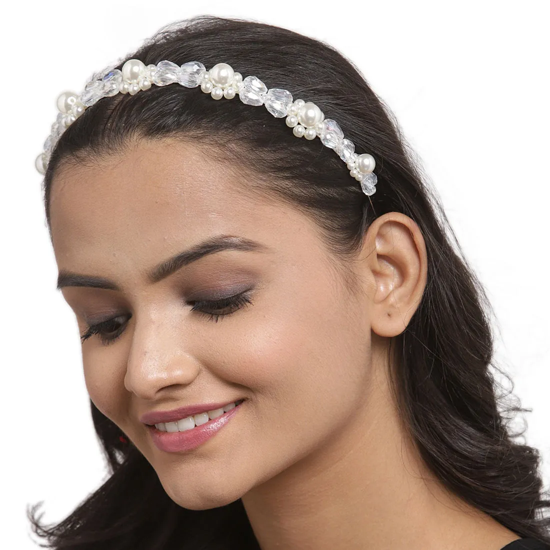 Ferosh Pearls & Crystals Classy Hairband