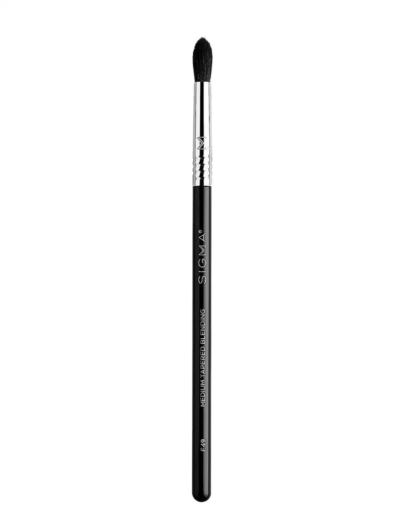 Sigma Beauty Medium Tapered Blending - E49