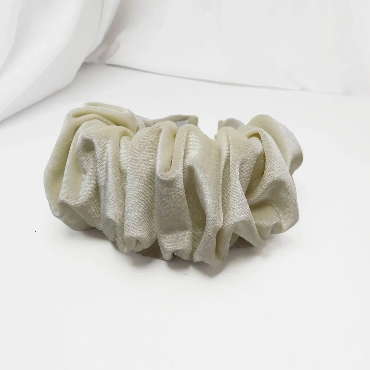 Soho Boho Studio Mystic White Vintage Ruffle Hairband