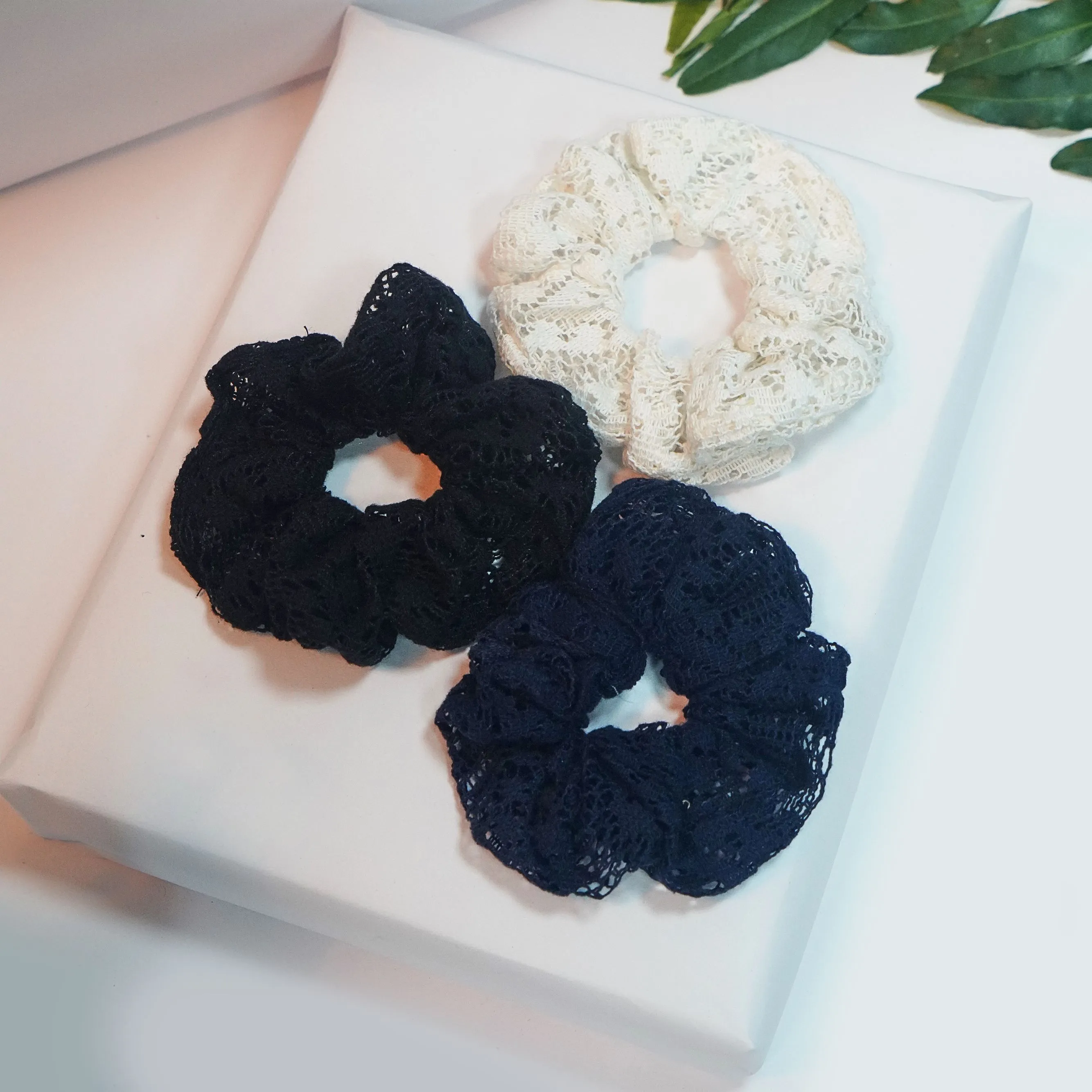 Belleziya Satin Scrunchies Blue/black/white Hair Band Pack Of 3 For Women