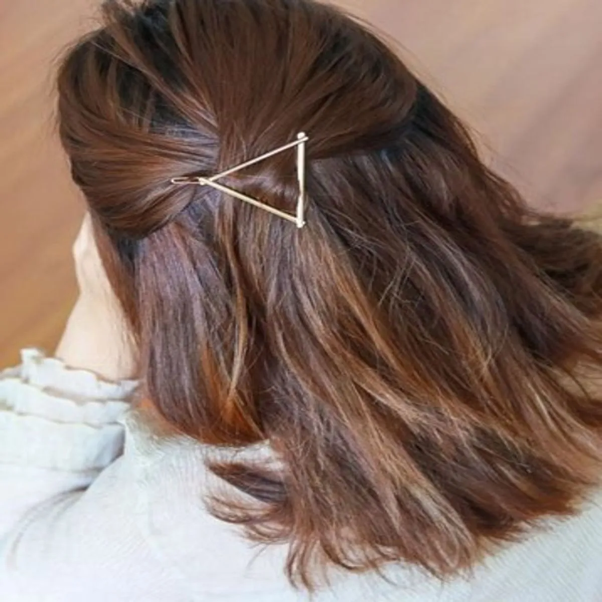 OOMPH Jewellery Gold Tone Delicate Fashion Hair Clips Pin Hair Clamps In Triangle Geometric Shape