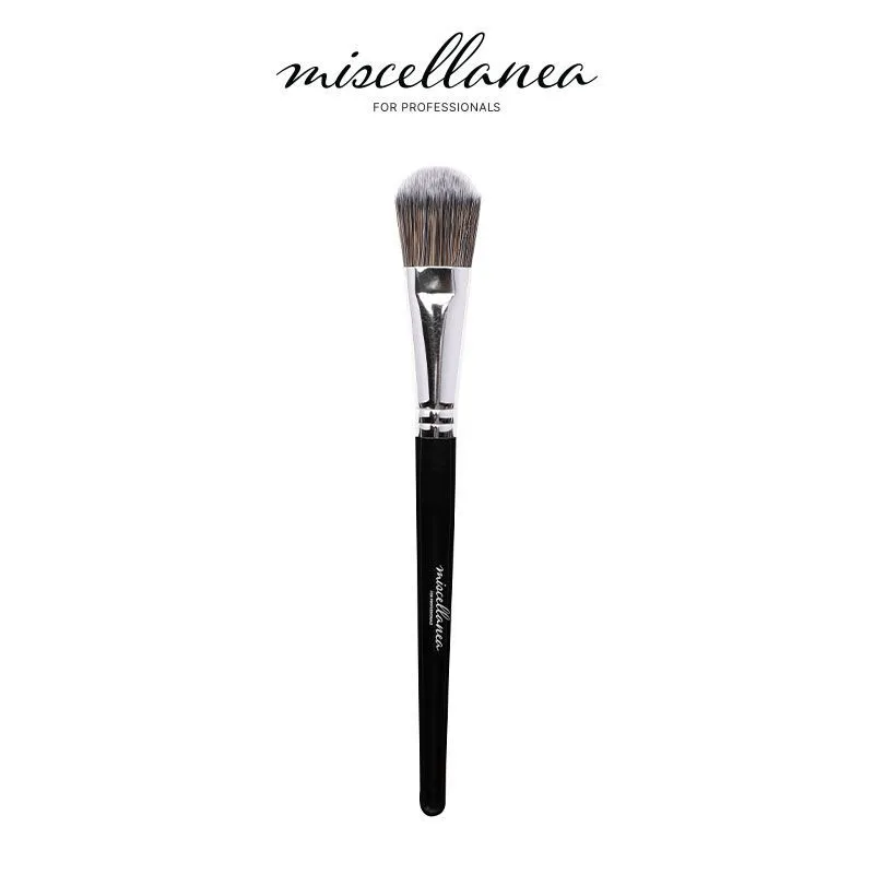 Miscellanea Flat Foundation Brush - 19