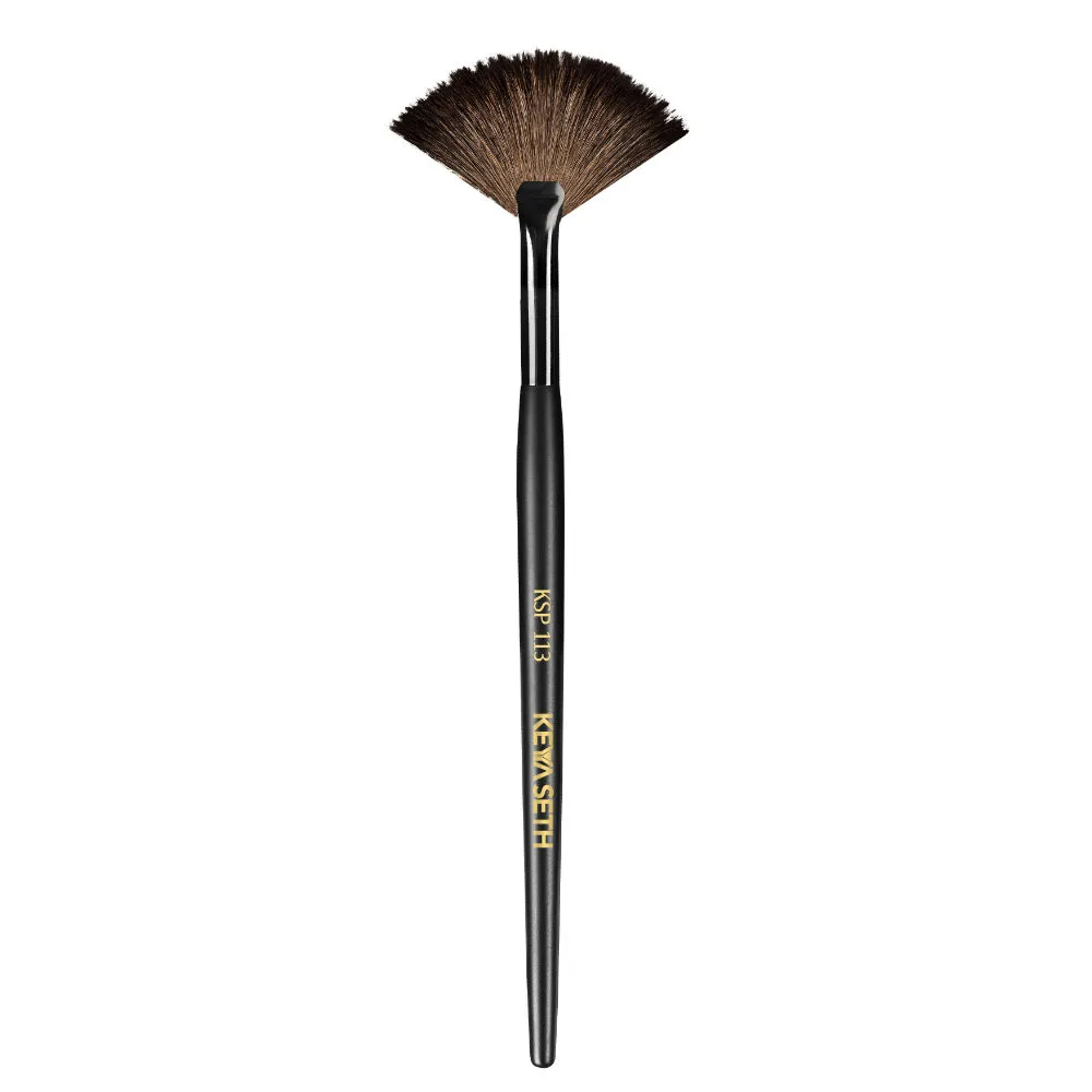 Keya Seth Professional Fan Brush for An Awless Makeup Application