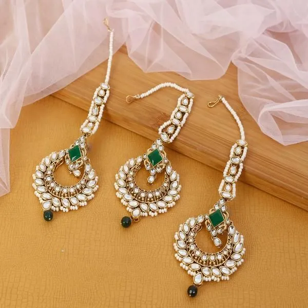 Bling Bag Emerald Moti Maang Tikka Set