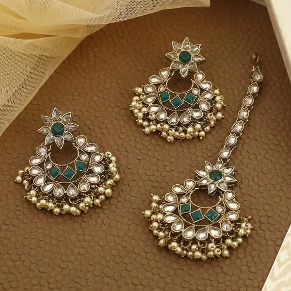 Bling Bag Emerald Phool Maang Tikka Set