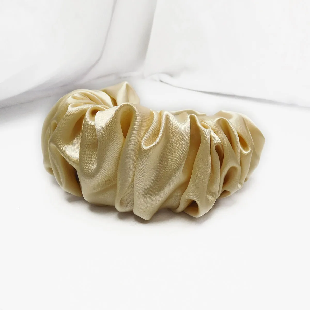 Soho Boho Studio Noah Creme Vintage Ruffle Hairband