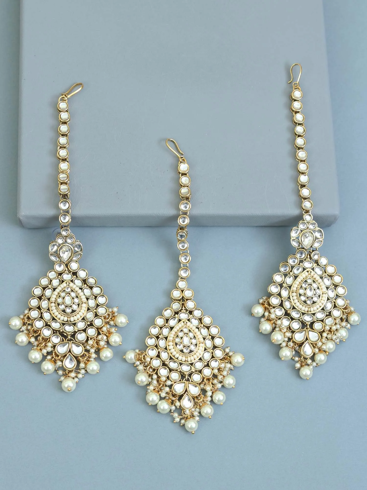 Bling Bag Golden Kanti Maang Tikka Set