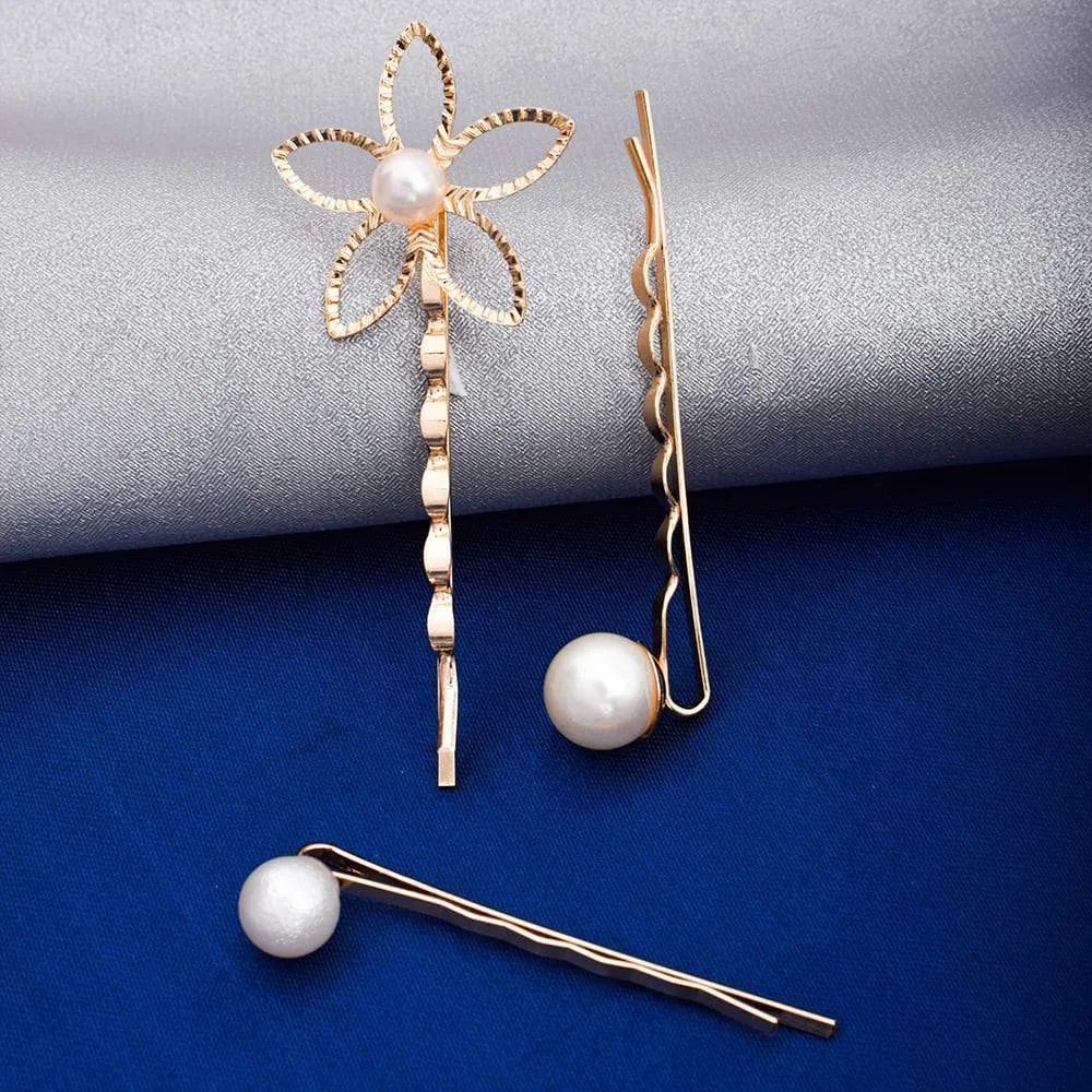 Ferosh Pearl Flower Hairpins Set (Set Of 3)