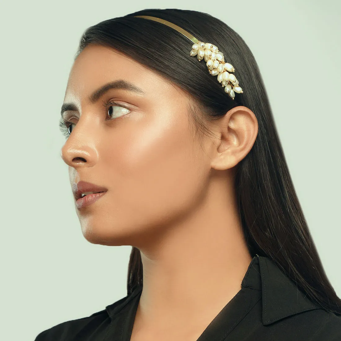 Belleziya Gold Finish Headband For Women & Girls For Women & Girls For Party & Casual Wear