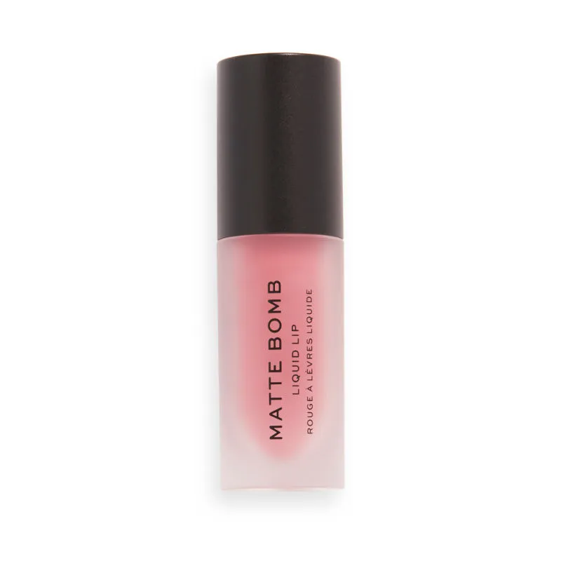 Makeup Revolution Matte Bomb - Clueless Fuchsia