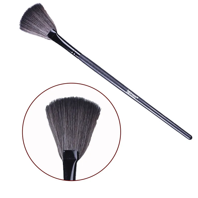 Bronson Professional Fan Brush