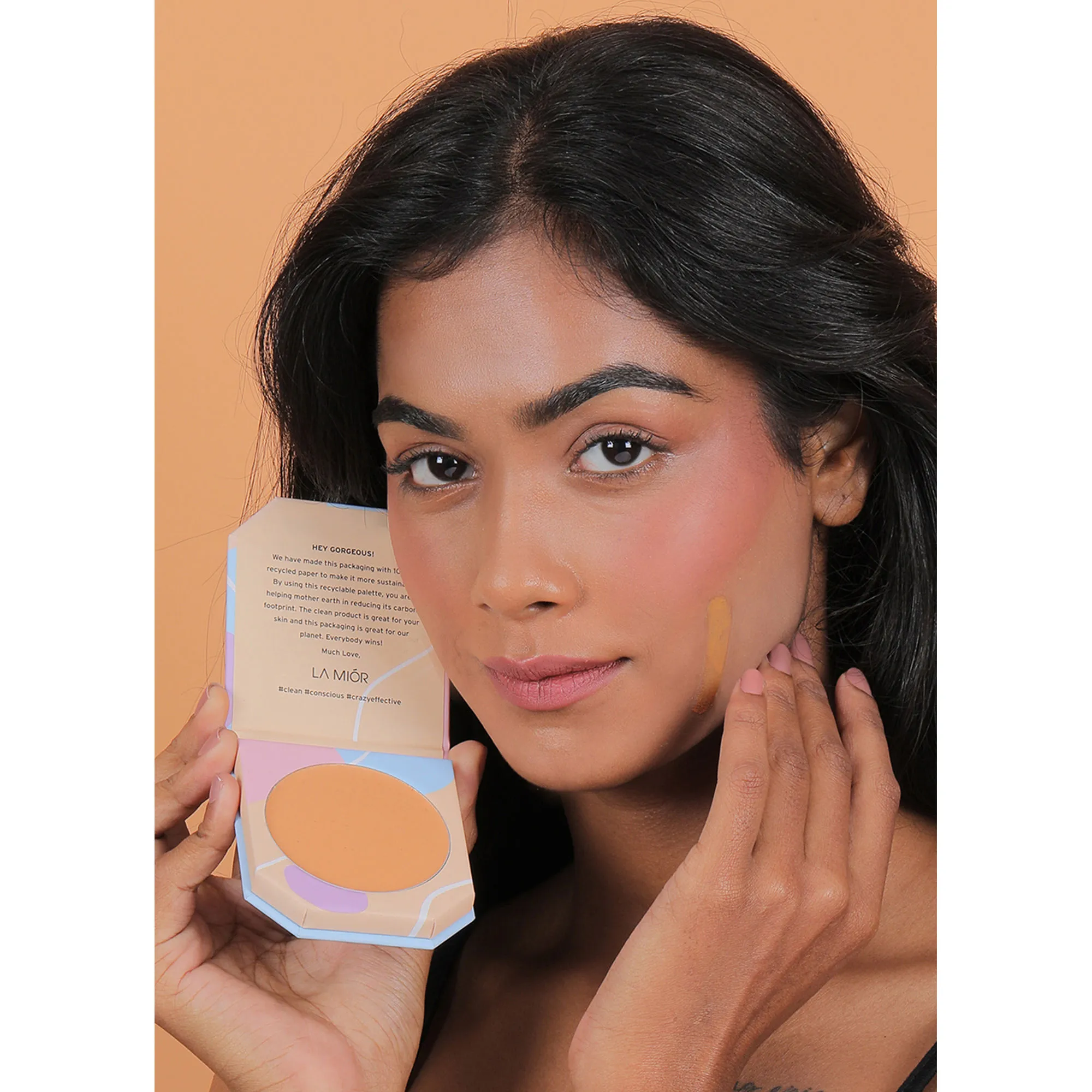 La Mior Dewy Glow Skin Perfecting Creme Foundation - Peanut