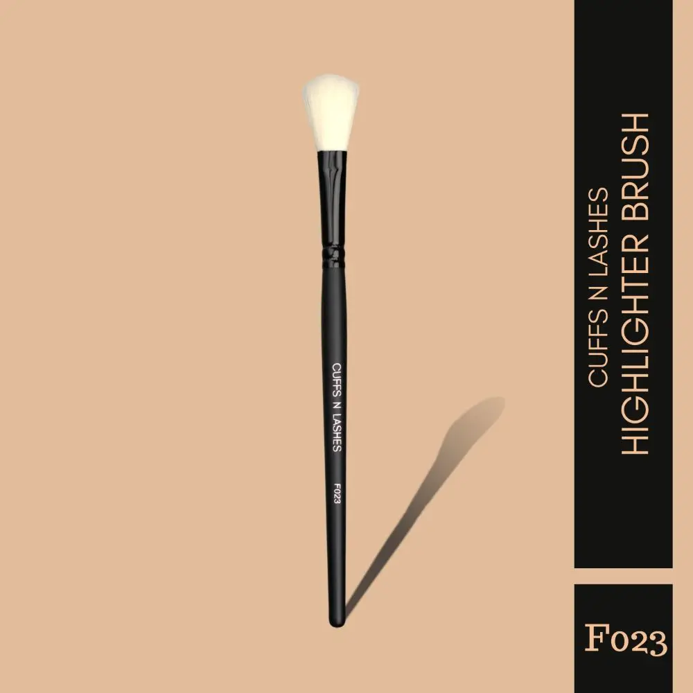 F023 Highlighter Brush