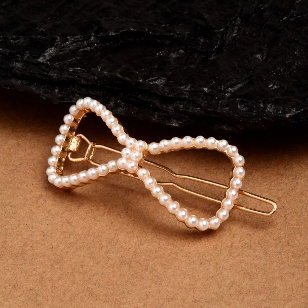 Ferosh Pearl Bow Hairpin