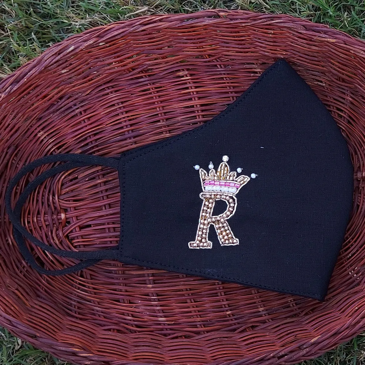 Diya Aswani Black Personalised Mask Letter R With Queen Crown