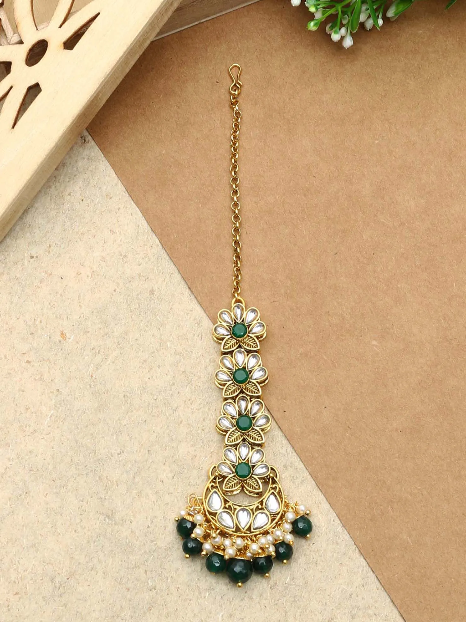 Bling Bag Emerald Kanika Maang Tikka