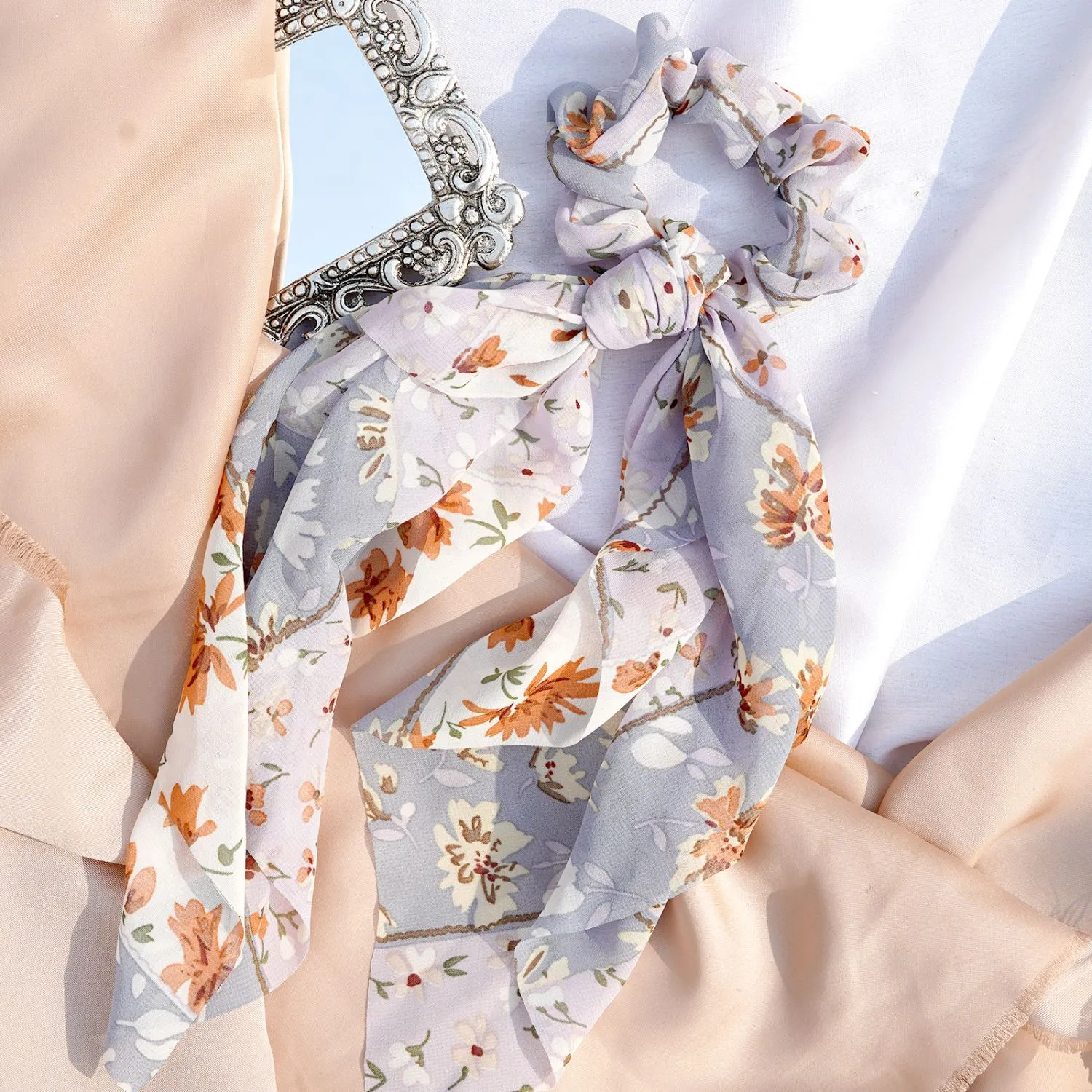 Joker & Witch Floral Love Scarf Detail Lavender Scrunchie For Women