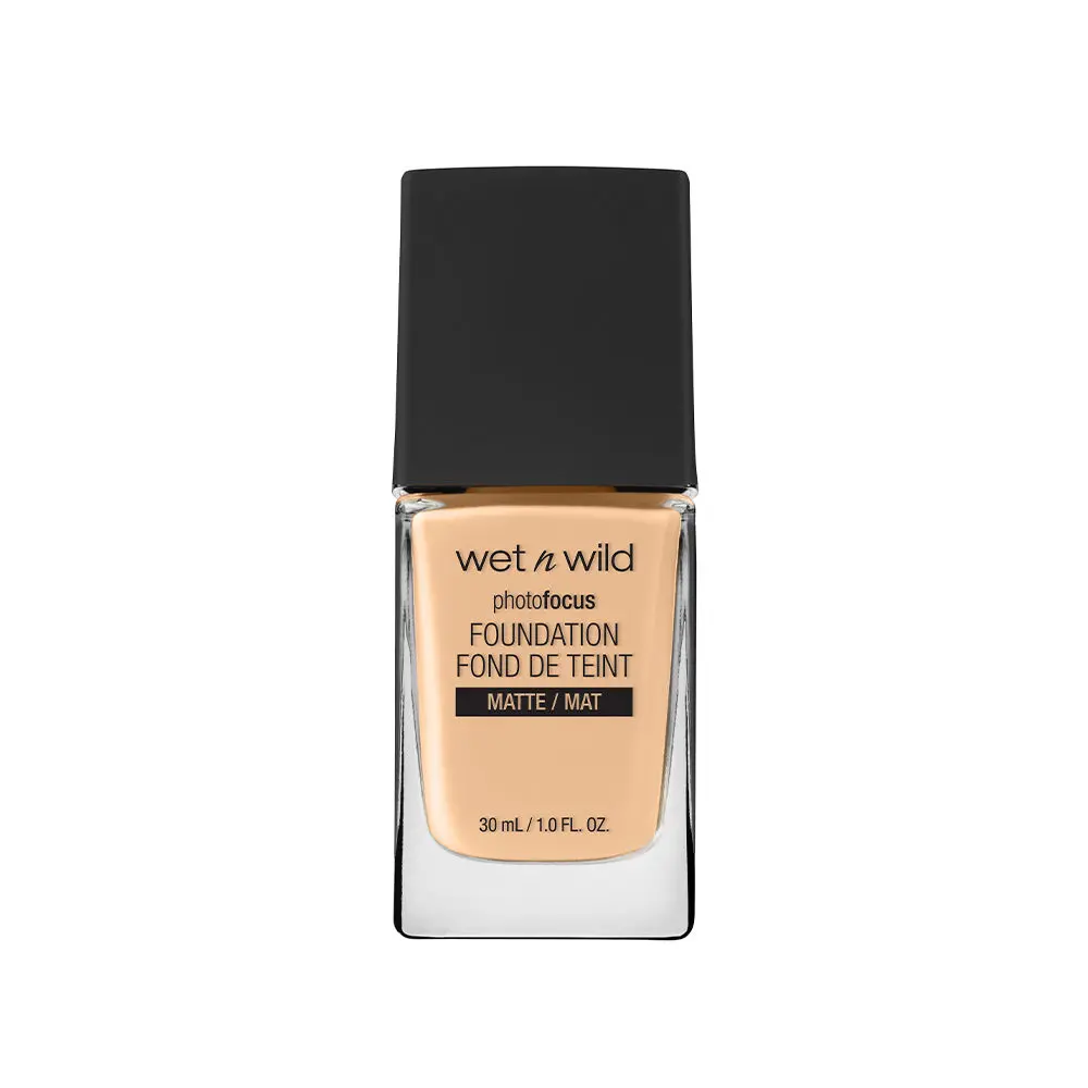 Wet n Wild Photo Focus Foundation - Soft Beige (30 ml)