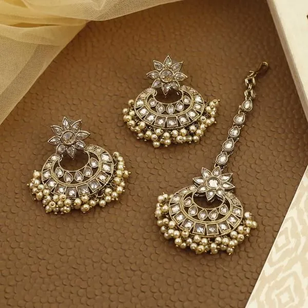 Bling Bag Crystal Phool Maang Tikka Set