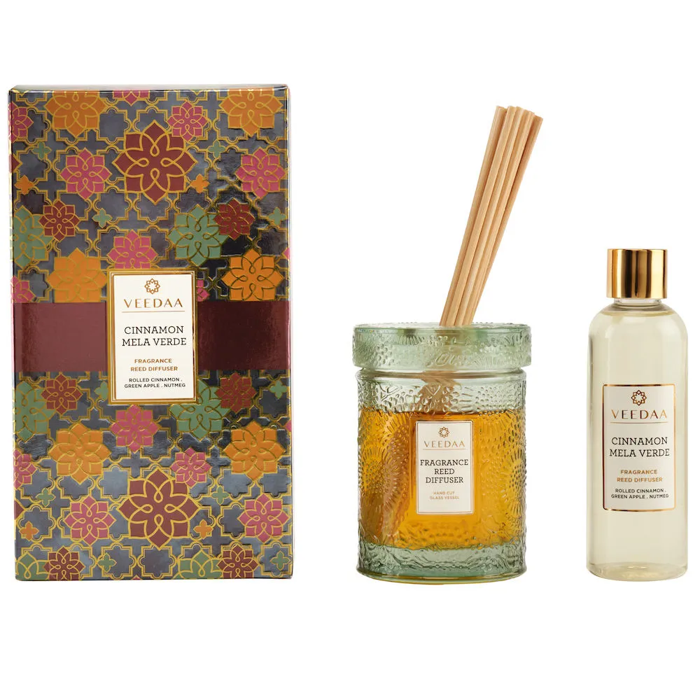 Veedaa Candles Cinnamon Mela Verde Reed Diffuser Set