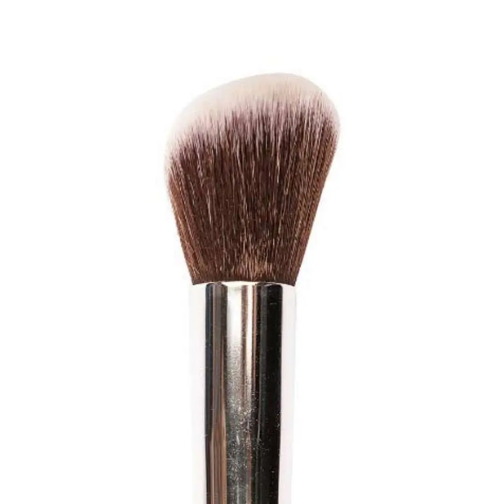 Plume P02 - Professional Angled Blush Brush