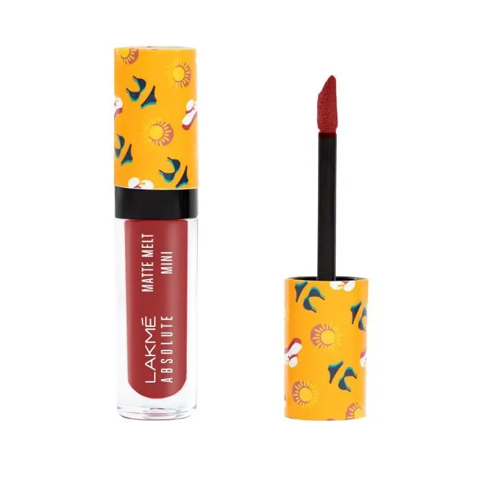 Lakme Absolute Matte Melt Mini Liquid Lip Colour, Red Boots, 2.4 ml